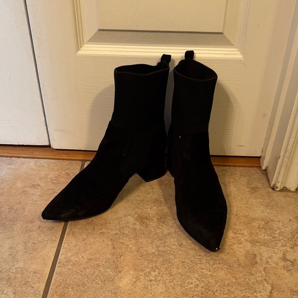 Shoes - Elegant Black Ankle Boots